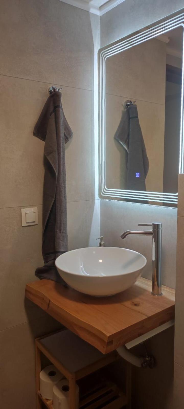 Astra Sea View Apartment, Sea Front Kokkini Hani Esterno foto
